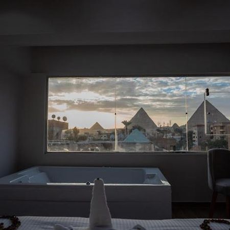 Tuya Pyramids Inn Kafret el-Gabal Екстериор снимка