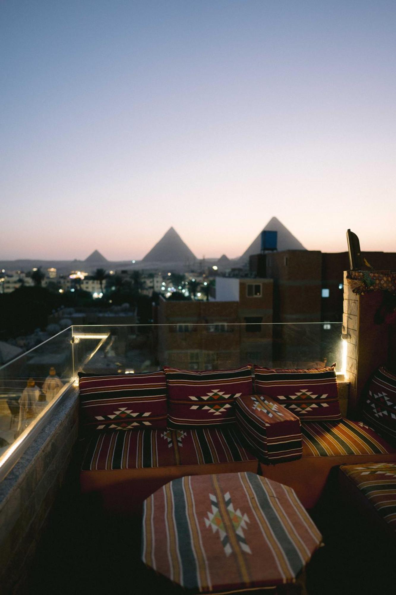 Tuya Pyramids Inn Kafret el-Gabal Екстериор снимка