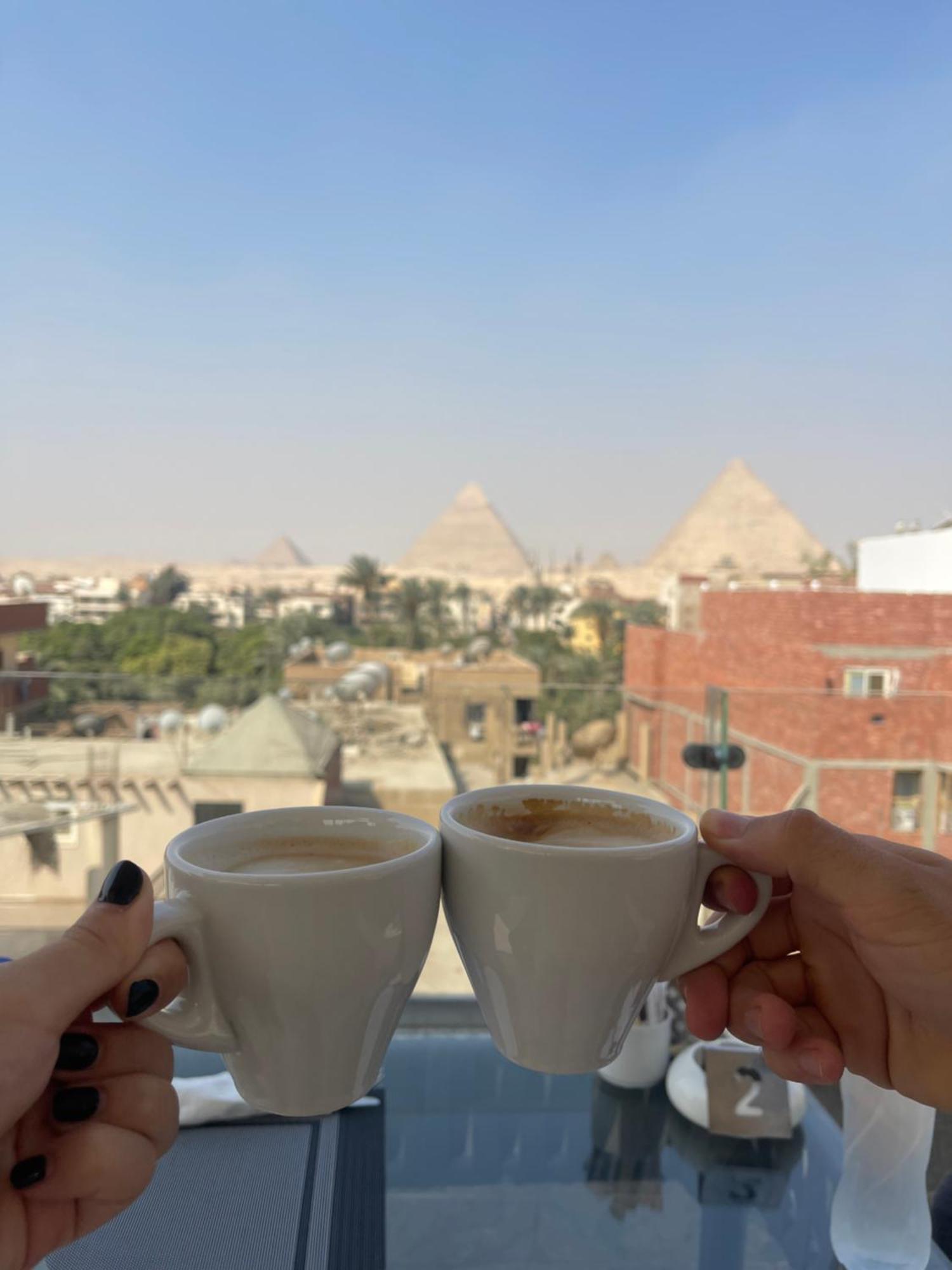 Tuya Pyramids Inn Kafret el-Gabal Екстериор снимка